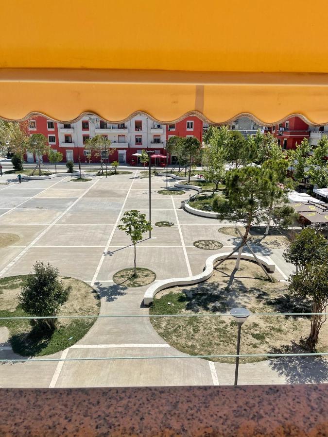 Sunkissed Centre Apartment Влёра Экстерьер фото