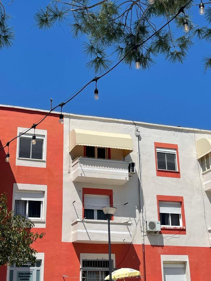 Sunkissed Centre Apartment Влёра Экстерьер фото